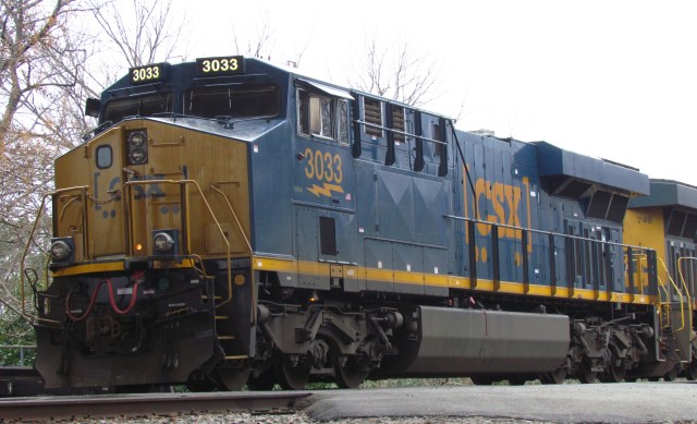 GE ES44 locomotive