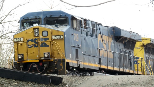 ES44 followed by an AC44