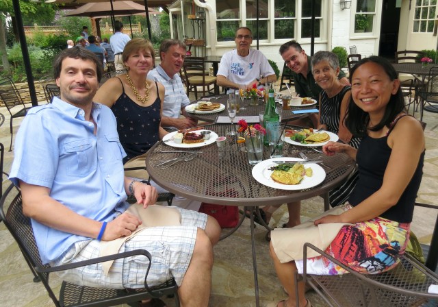 An excellent Brunch Bunch!